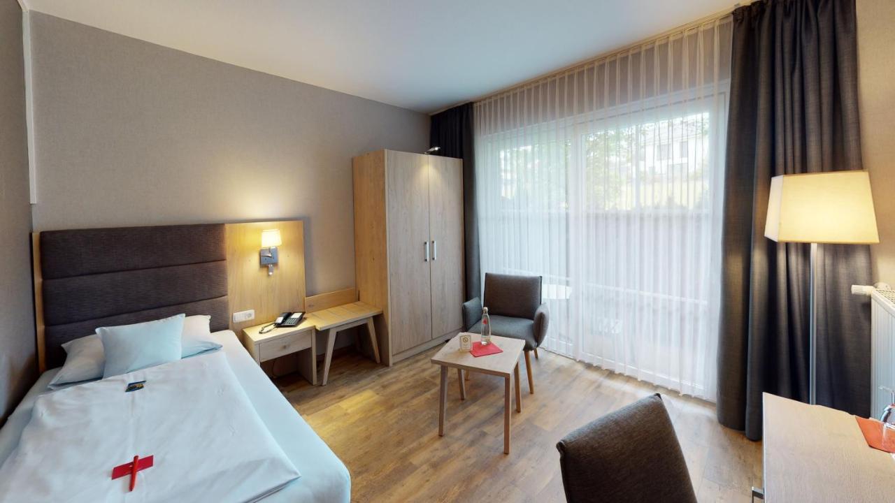 Sporthotel Zum Hohen Eimberg فيلنغن المظهر الخارجي الصورة